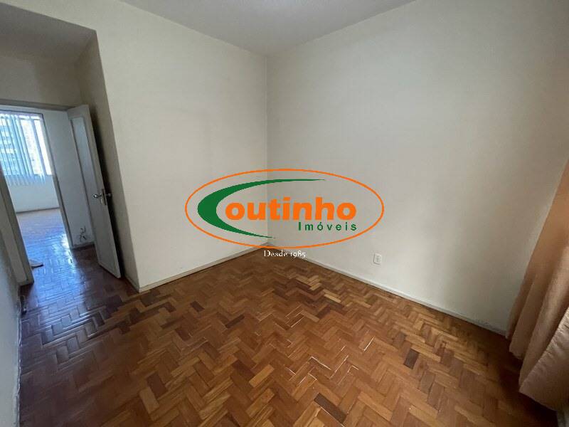 Apartamento à venda com 3 quartos, 120m² - Foto 5