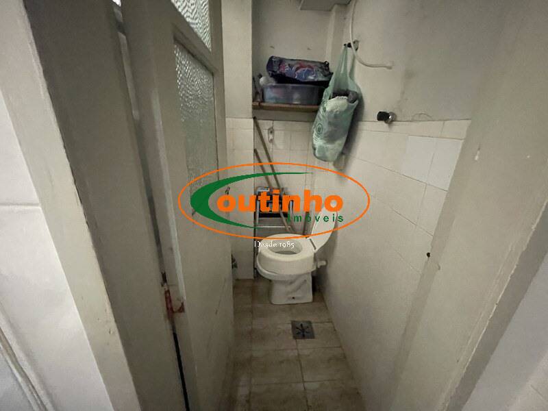 Apartamento à venda com 2 quartos, 70m² - Foto 20