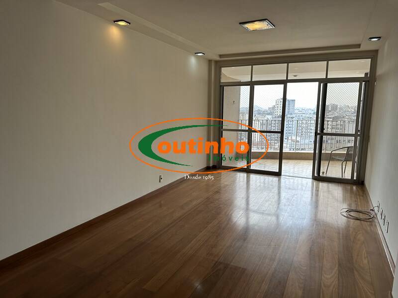 Cobertura à venda com 4 quartos, 250m² - Foto 5