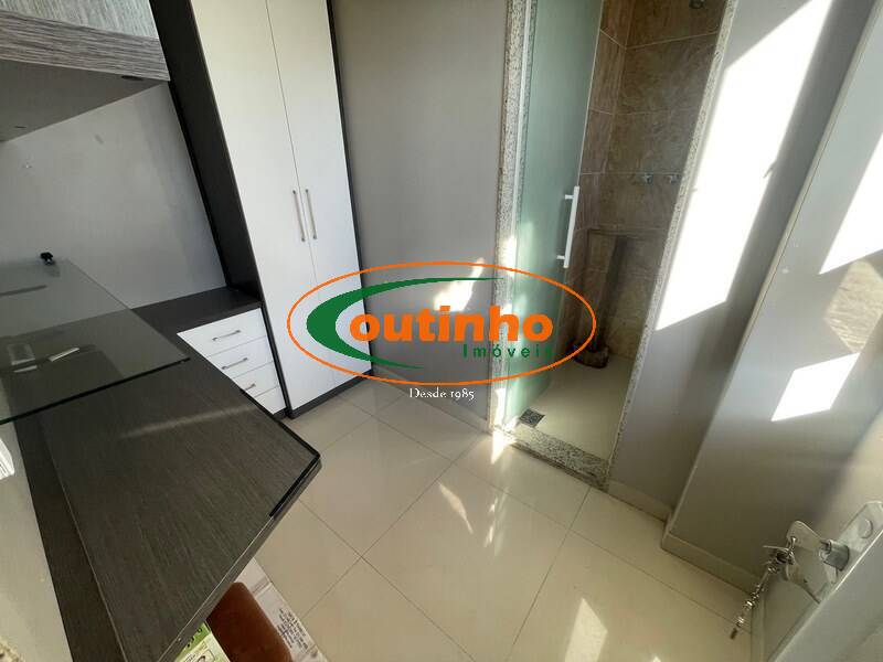 Apartamento à venda com 2 quartos, 85m² - Foto 27