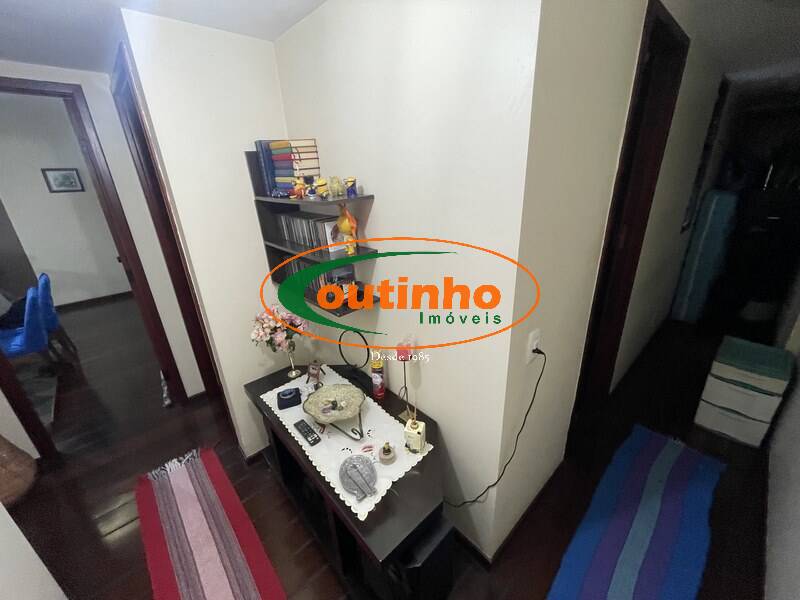 Apartamento à venda com 3 quartos, 120m² - Foto 9