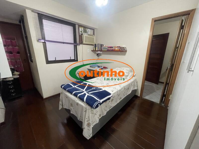 Apartamento à venda com 3 quartos, 120m² - Foto 27