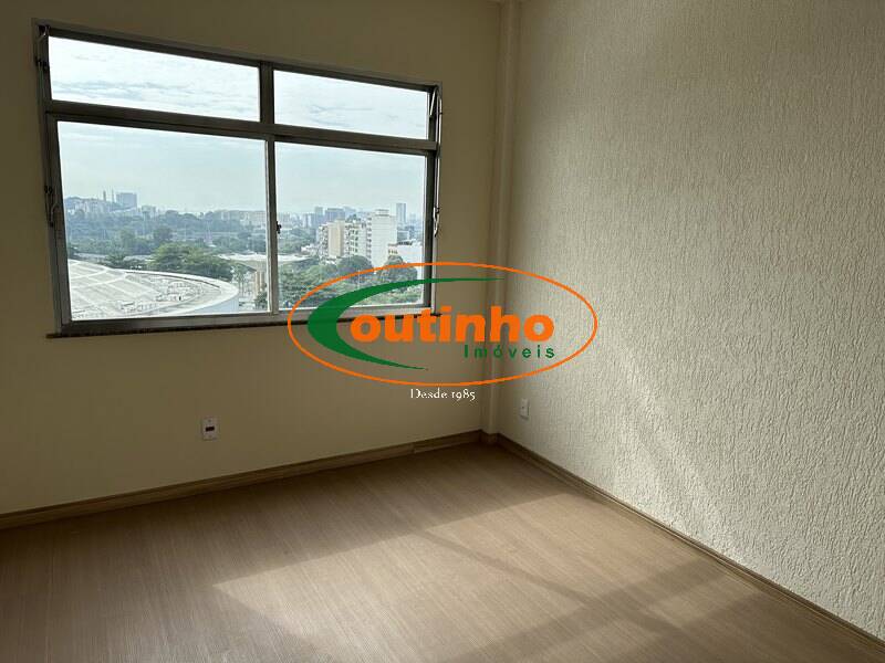 Apartamento à venda com 3 quartos, 102m² - Foto 17