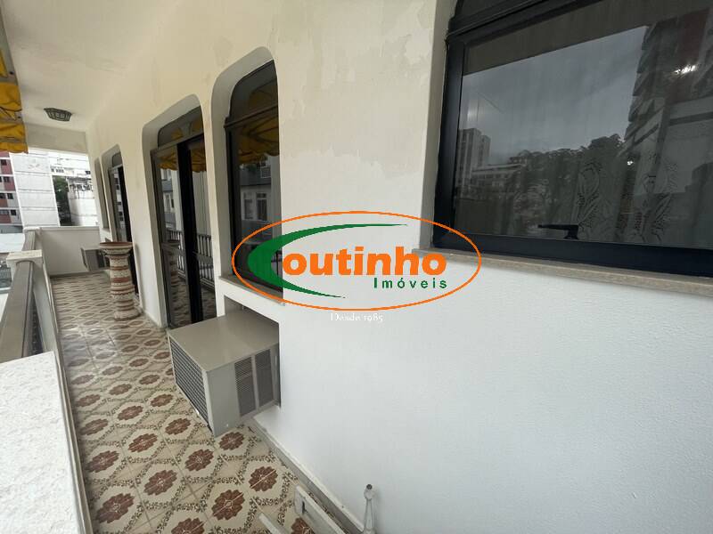 Apartamento à venda com 5 quartos, 320m² - Foto 9