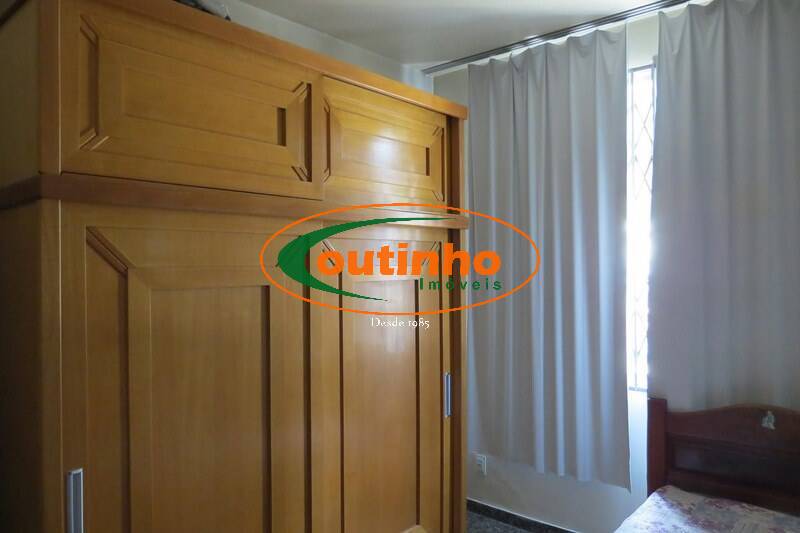 Apartamento à venda com 3 quartos, 80m² - Foto 4