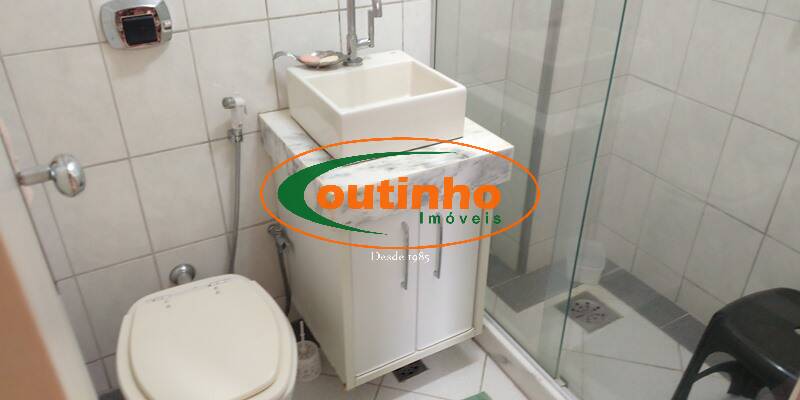 Apartamento à venda com 2 quartos, 59m² - Foto 18