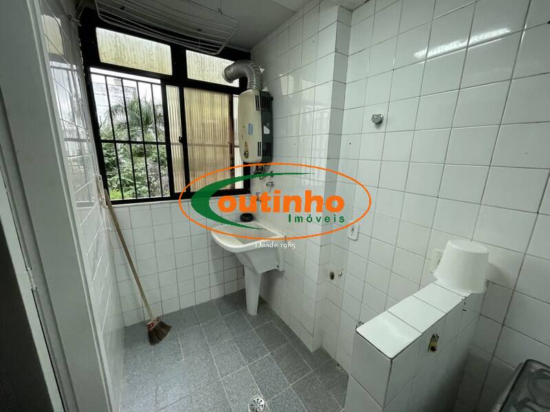 Apartamento à venda com 2 quartos, 100m² - Foto 18