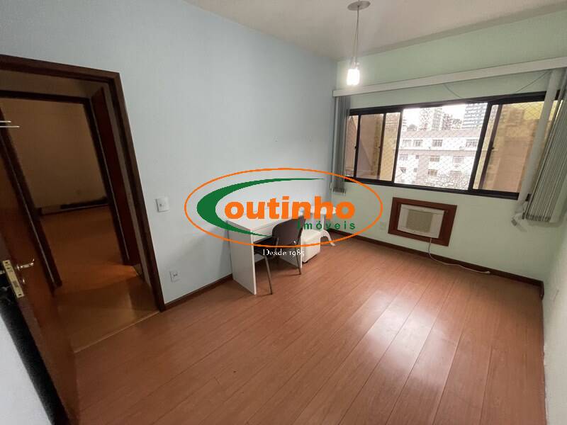 Apartamento à venda com 2 quartos, 100m² - Foto 26