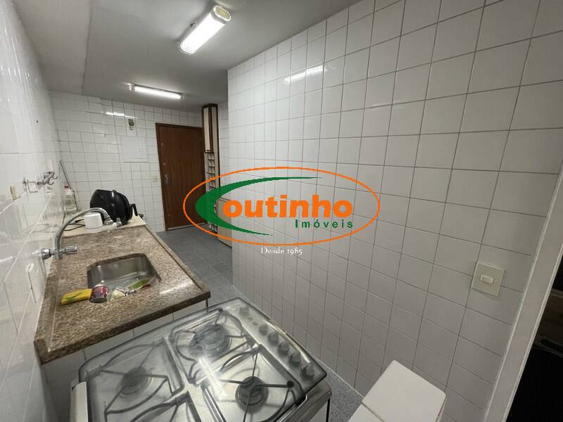 Apartamento à venda com 2 quartos, 100m² - Foto 15