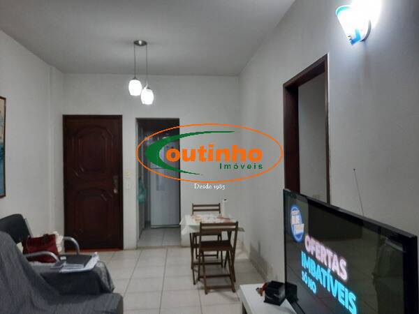 Apartamento à venda com 3 quartos, 94m² - Foto 2