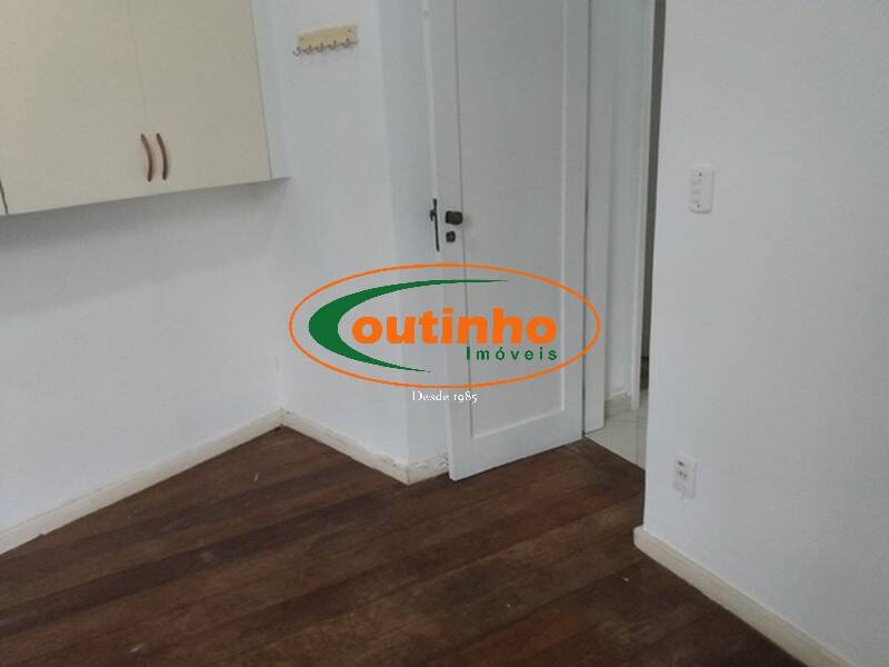 Apartamento à venda com 2 quartos, 90m² - Foto 33