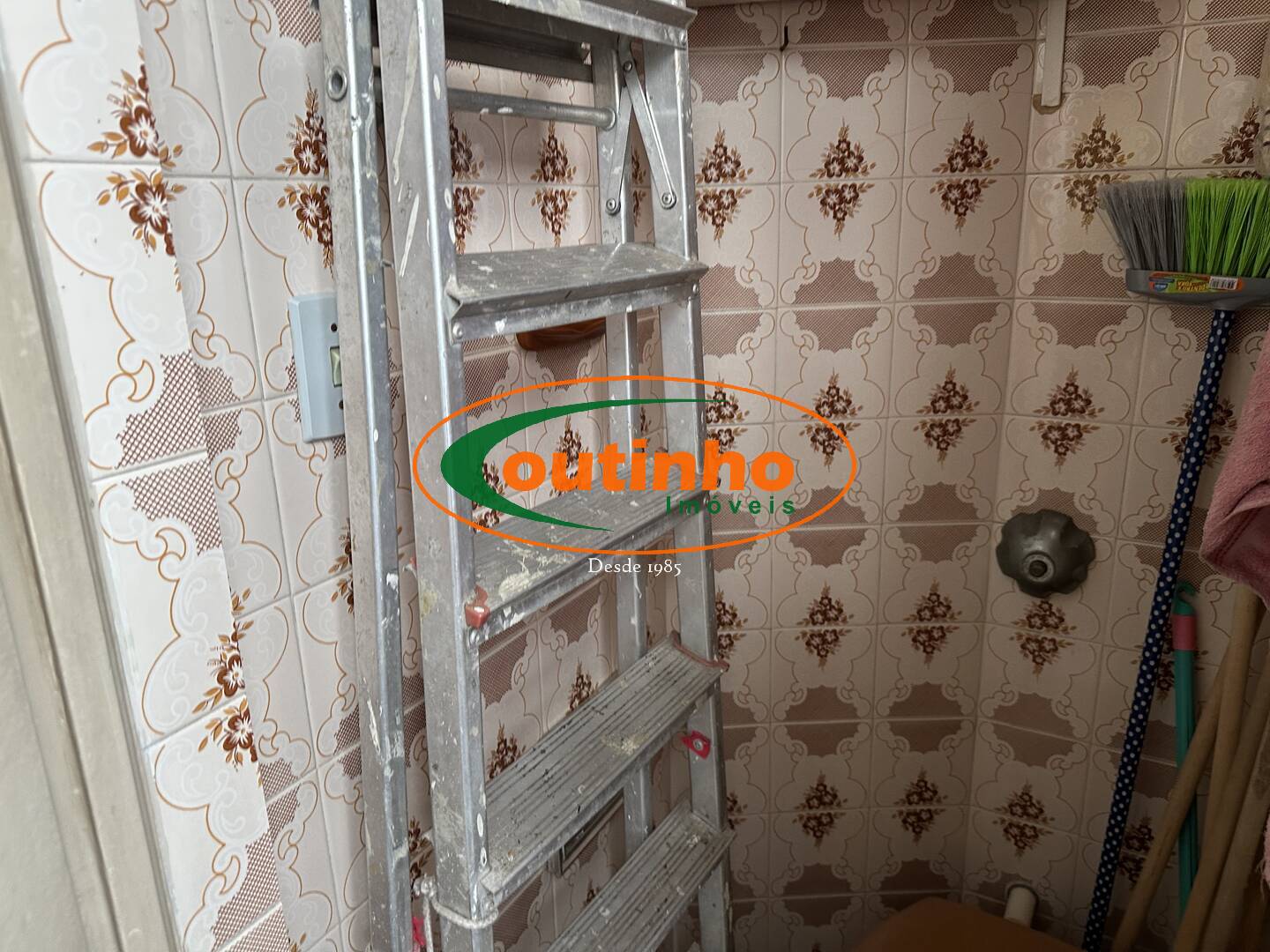 Apartamento à venda com 2 quartos, 77m² - Foto 22