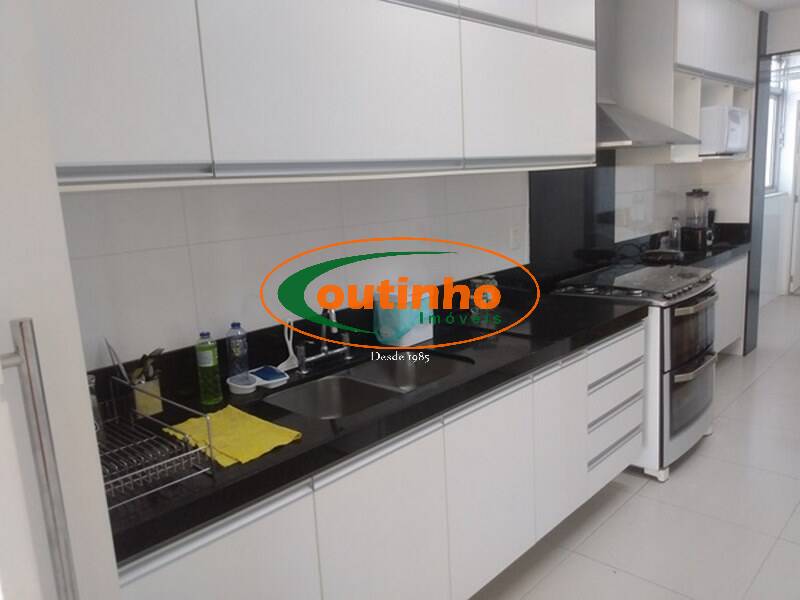 Apartamento à venda com 3 quartos, 130m² - Foto 35