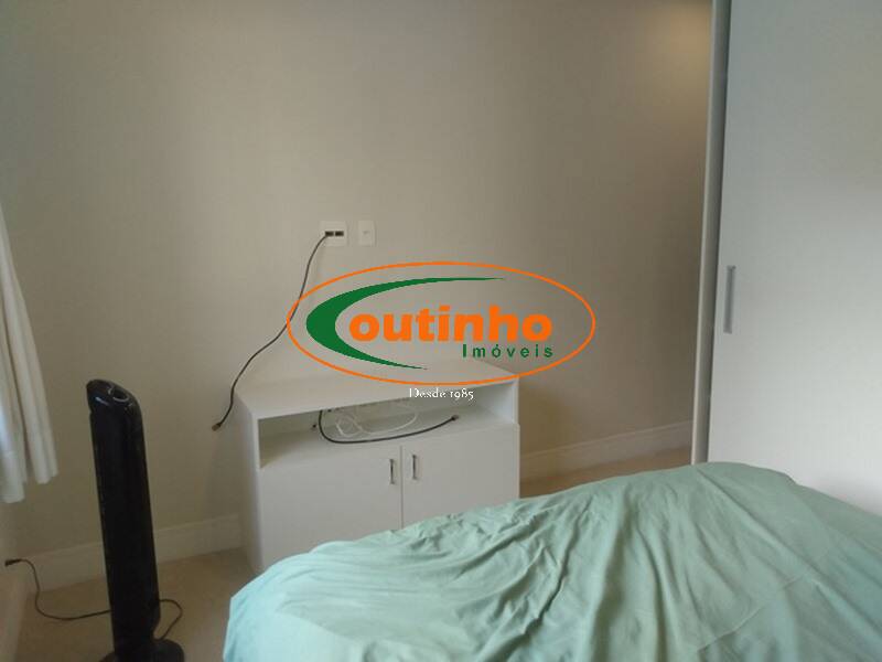 Apartamento à venda com 3 quartos, 130m² - Foto 19