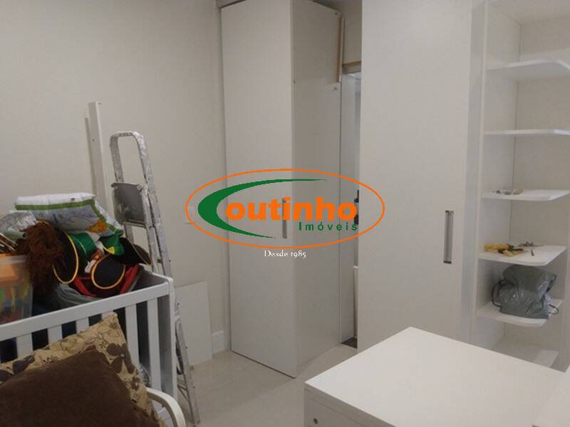 Apartamento à venda com 3 quartos, 130m² - Foto 13