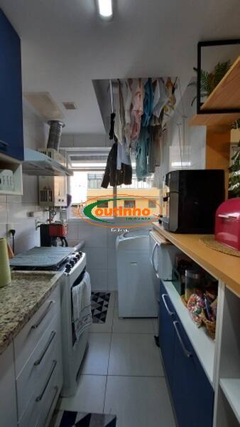 Apartamento à venda com 2 quartos, 65m² - Foto 6