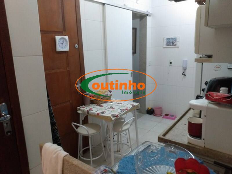 Apartamento à venda com 2 quartos, 74m² - Foto 23