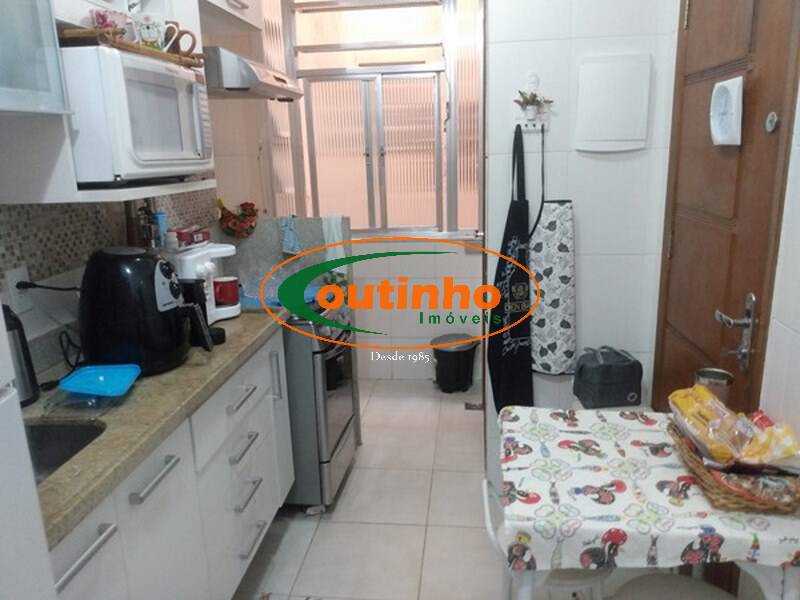 Apartamento à venda com 2 quartos, 74m² - Foto 18