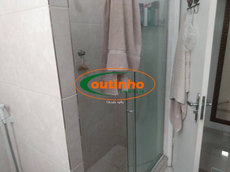 Apartamento à venda com 2 quartos, 74m² - Foto 11