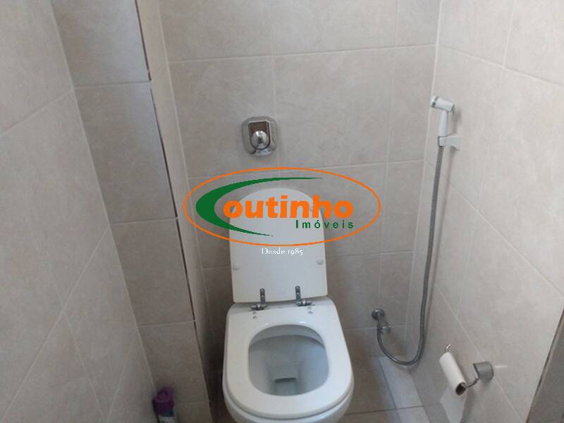 Apartamento à venda com 2 quartos, 74m² - Foto 12