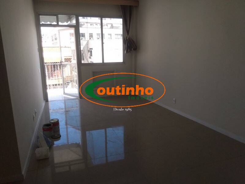 Apartamento à venda com 2 quartos, 90m² - Foto 7