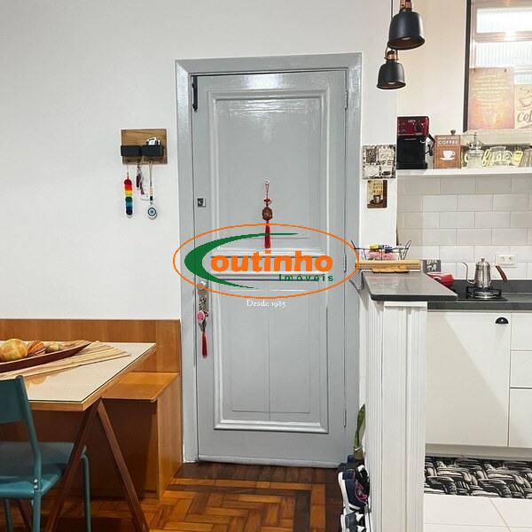 Apartamento à venda com 1 quarto, 40m² - Foto 6