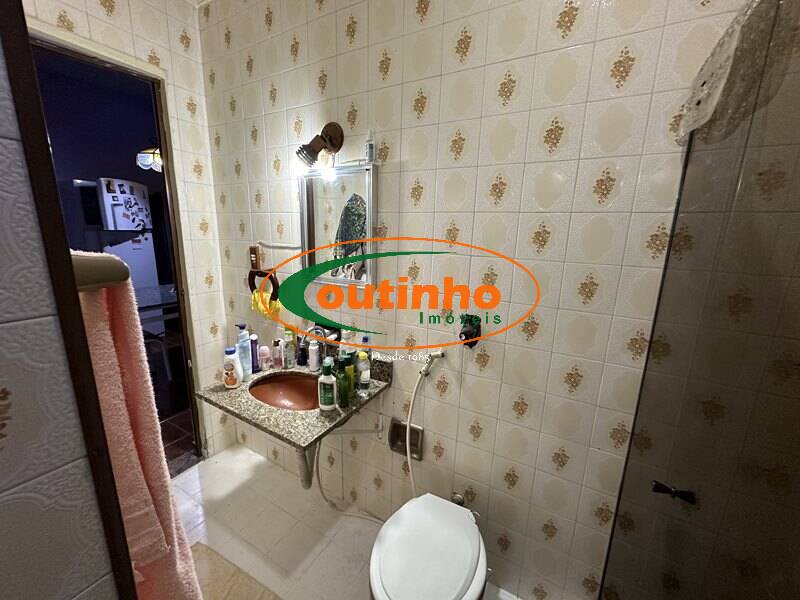 Casa à venda com 5 quartos, 170m² - Foto 27