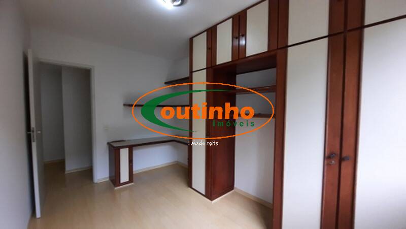 Apartamento à venda com 3 quartos, 106m² - Foto 6