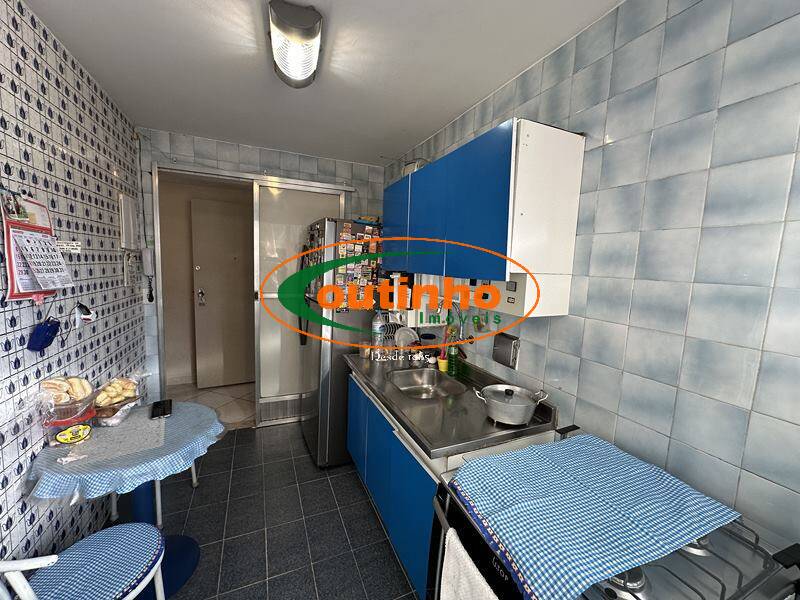 Apartamento à venda com 3 quartos, 83m² - Foto 19