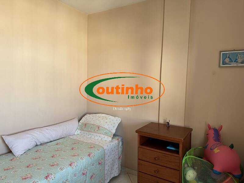 Apartamento à venda com 3 quartos, 83m² - Foto 9