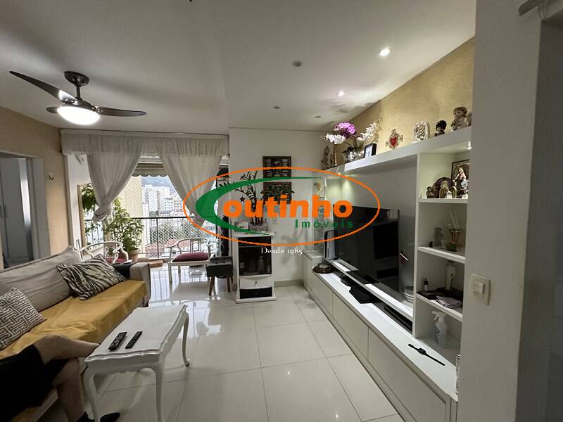 Apartamento à venda com 2 quartos, 78m² - Foto 3