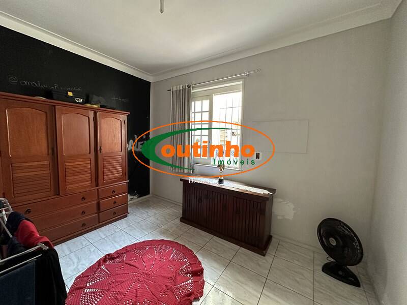 Casa à venda com 4 quartos, 160m² - Foto 15