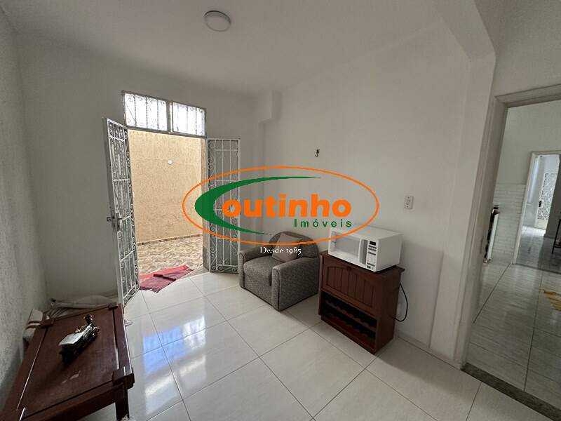 Casa à venda com 4 quartos, 160m² - Foto 9