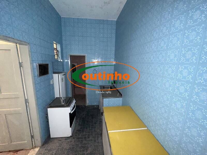 Casa à venda com 3 quartos, 104m² - Foto 4