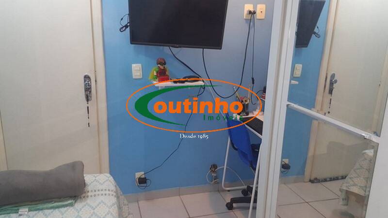 Apartamento à venda com 2 quartos, 70m² - Foto 22