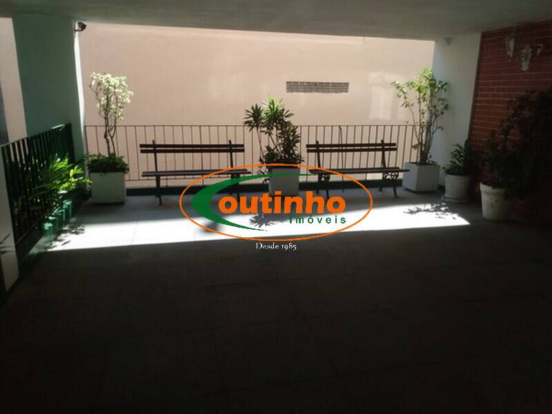 Apartamento à venda com 3 quartos, 96m² - Foto 32