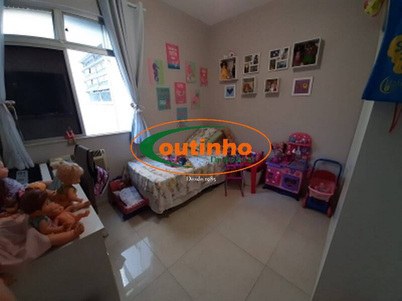 Apartamento à venda com 3 quartos, 117m² - Foto 11