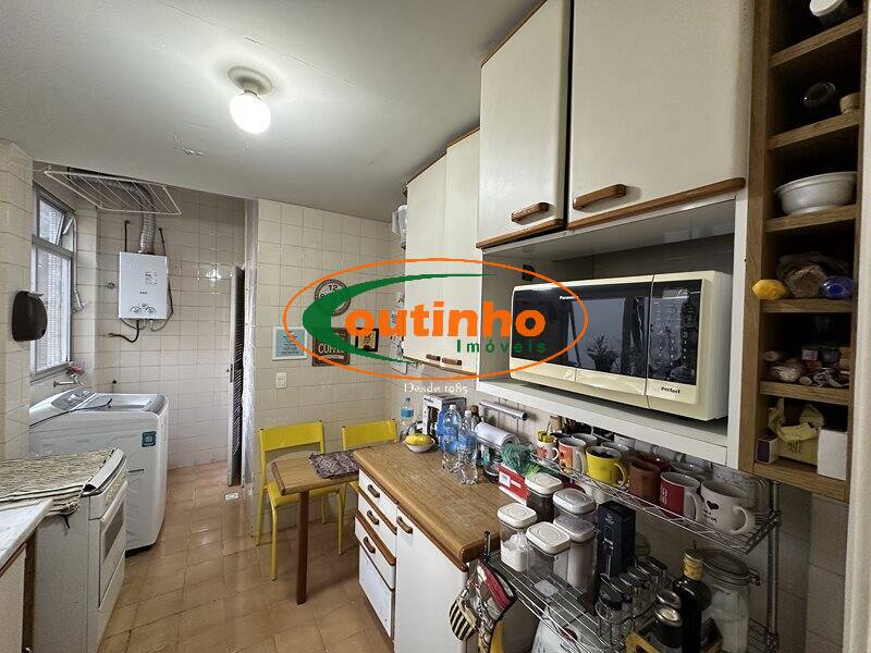 Apartamento à venda com 2 quartos, 68m² - Foto 10