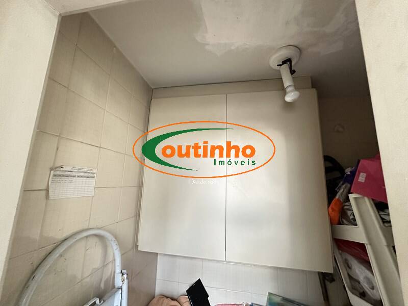 Apartamento à venda com 2 quartos, 68m² - Foto 13