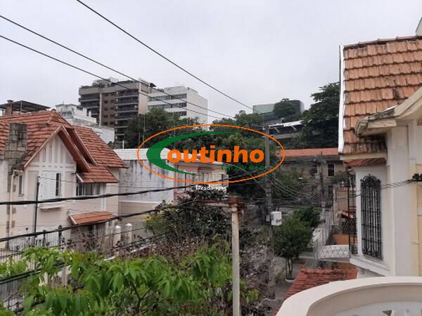 Casa à venda com 5 quartos, 169m² - Foto 2