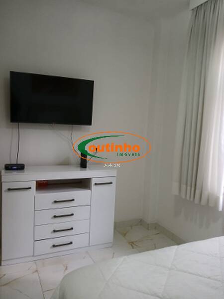 Apartamento à venda com 1 quarto, 38m² - Foto 14