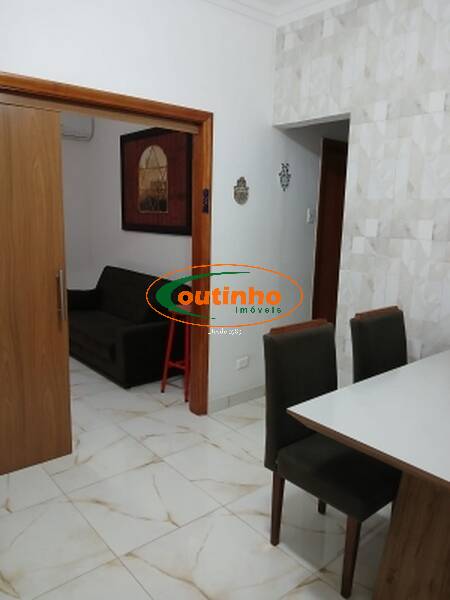 Apartamento à venda com 1 quarto, 38m² - Foto 2