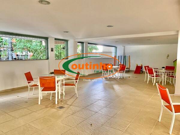 Apartamento à venda com 2 quartos, 71m² - Foto 23