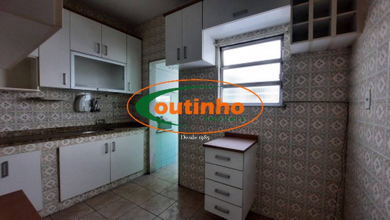 Cobertura à venda com 2 quartos, 143m² - Foto 13