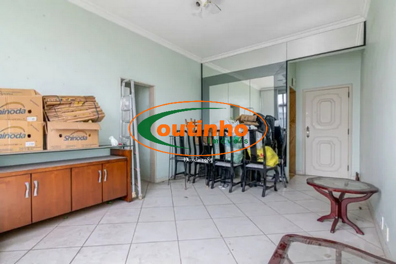 Apartamento à venda com 3 quartos, 90m² - Foto 2