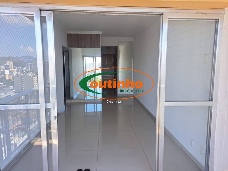 Apartamento à venda com 2 quartos, 80m² - Foto 13