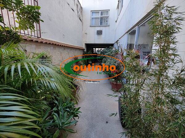 Apartamento à venda com 3 quartos, 142m² - Foto 29