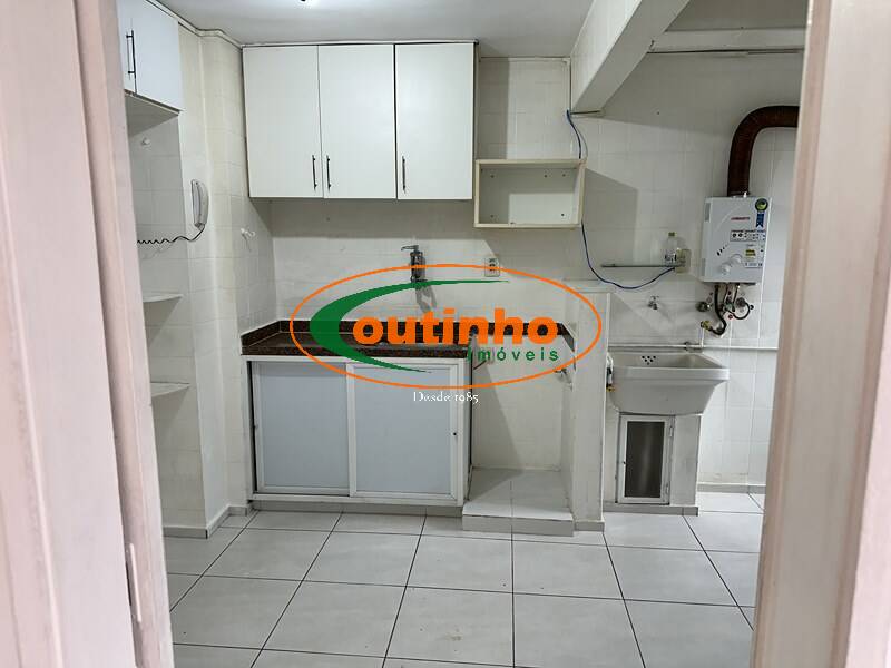 Apartamento à venda com 2 quartos, 66m² - Foto 7