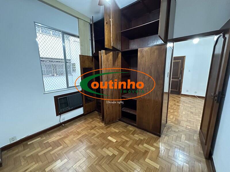 Apartamento à venda com 2 quartos, 56m² - Foto 15