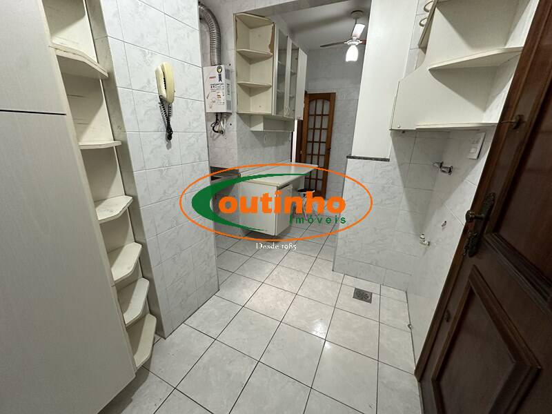 Apartamento à venda com 2 quartos, 56m² - Foto 14